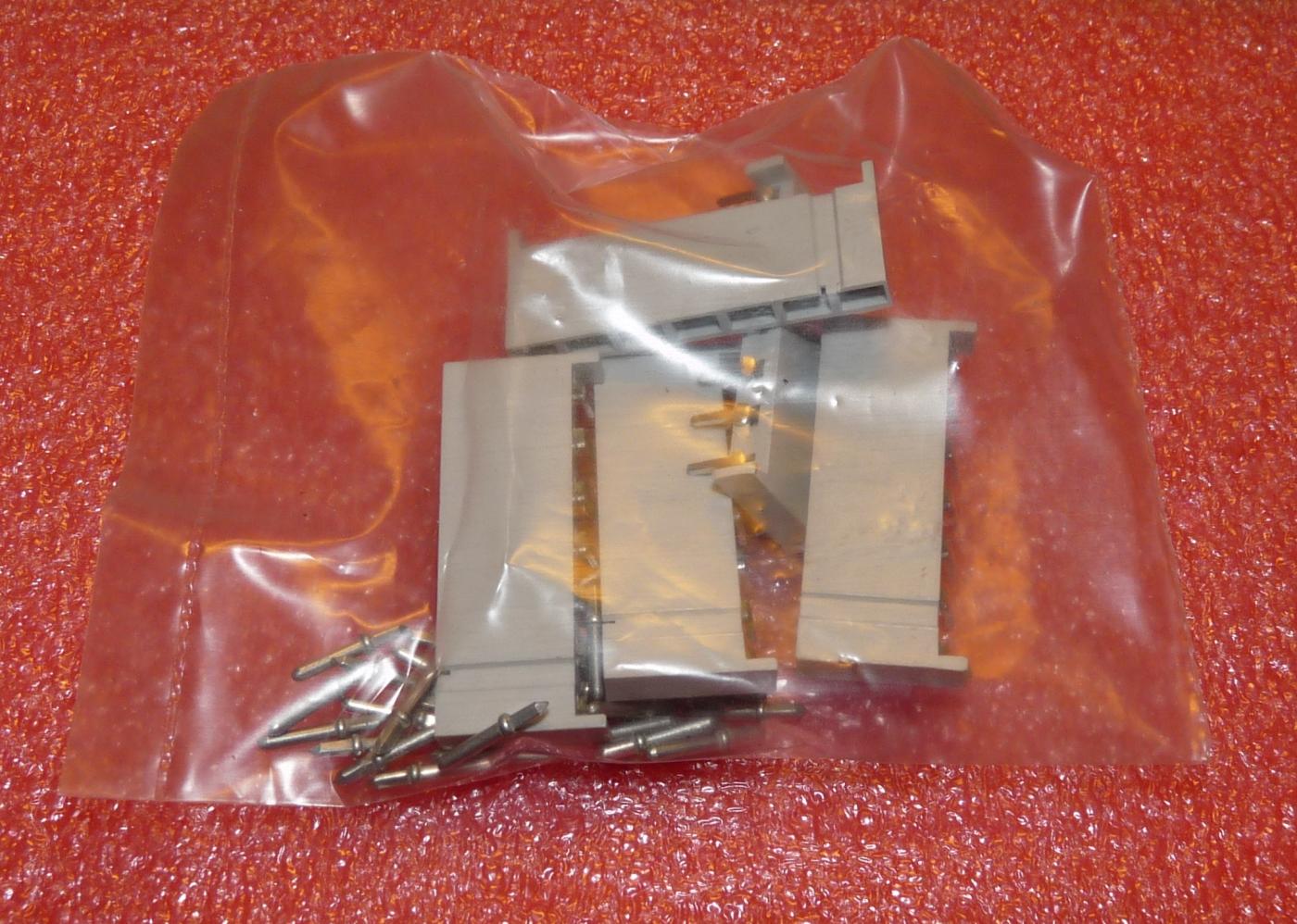 5 Stück 7-polige Stecker für Leiterplatten, Platinen, RFT NOS